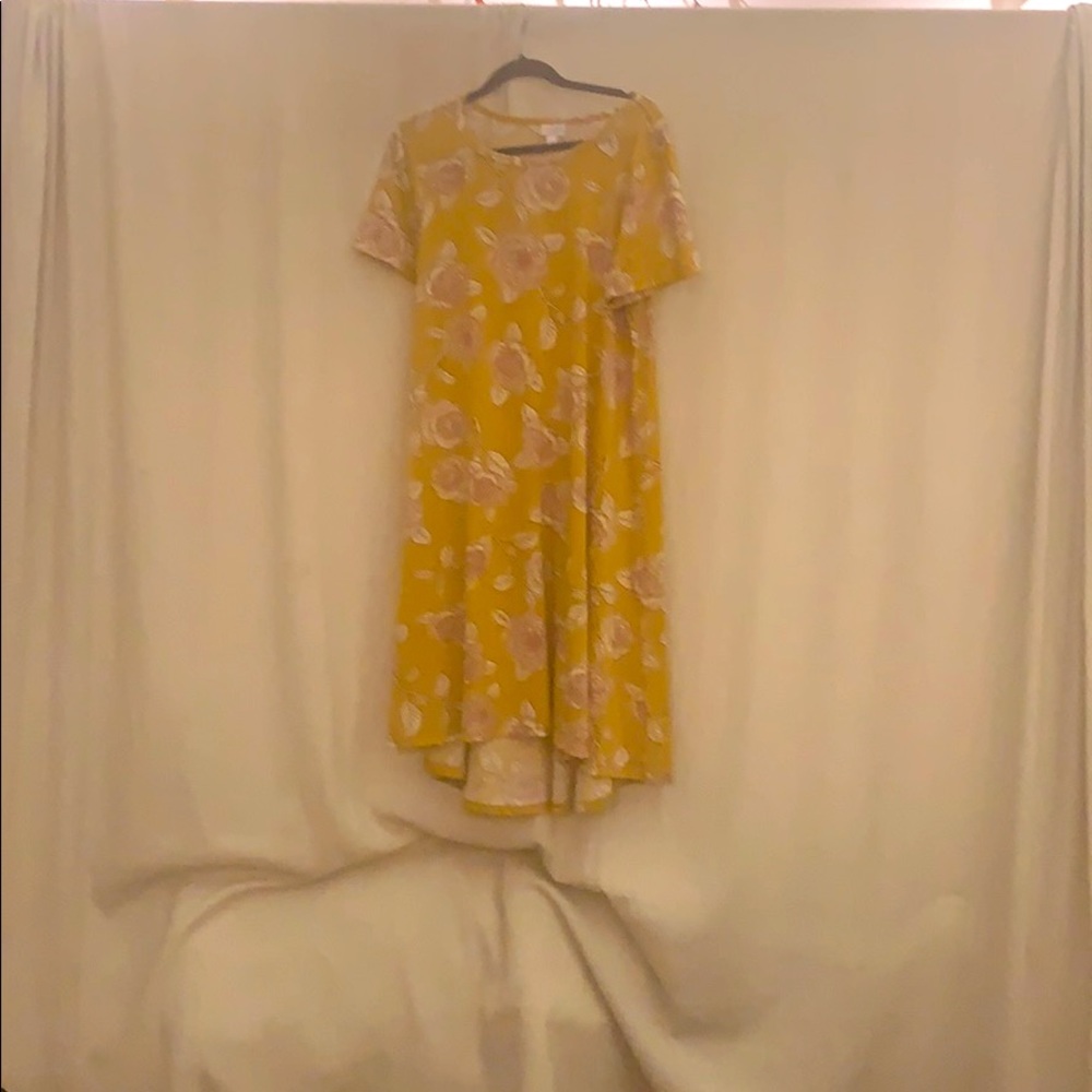 Yellow dress